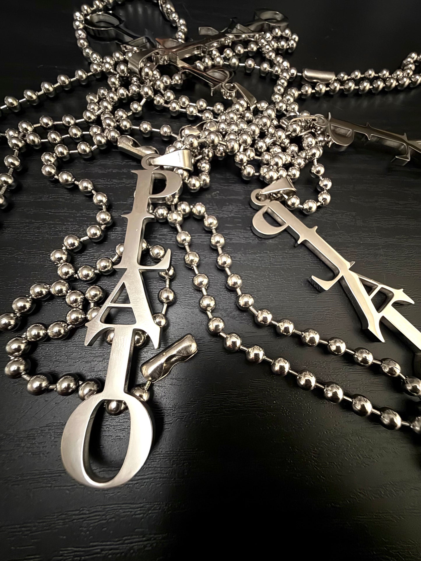 PLATO CHAIN